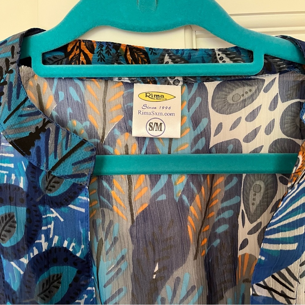 Patterned Swimsuit Coverup - Picture 2 of 5